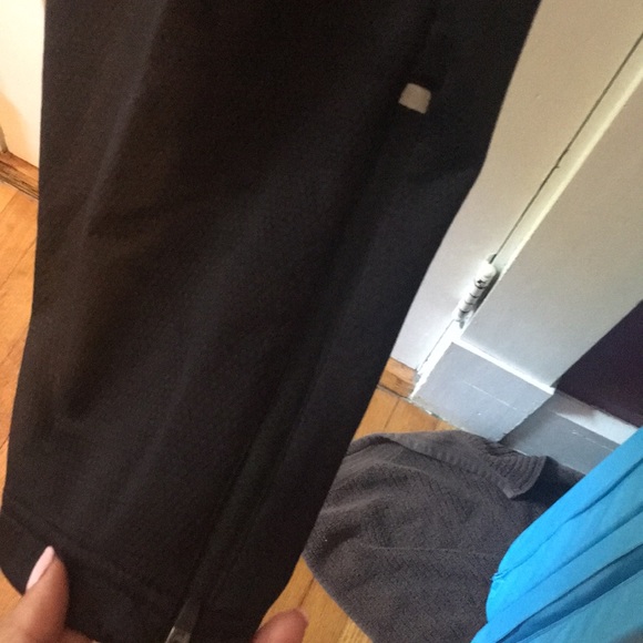 Fitted black joggers - Picture 3 of 6